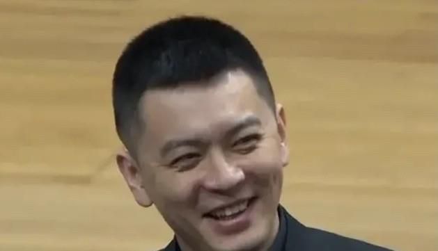打屁股调教网站